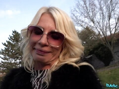 Zwart, Blond, Moeder die ik wil neuken, Geld, Natuurlijk, Openbaar, Kut duiken, Kousen