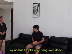 Morena, Estilo perrito, Lamidas, Masturbación, Desnudo, Tetas naturales, Hermanas, Falda