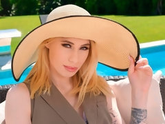 Rubia, Mamada, Estilo perrito, Pajear, Lamidas, Al aire libre, Coño, Afeitado