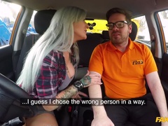 Anal, Sucer une bite, Voiture, En levrette, De plein air, Pov, Chatte, Mouillée