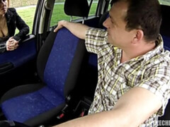 Culo grande, Mamada, Morena, Coche, Pajear, Al aire libre, Medias largas, Puta