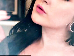 Nyx Monroe: Petite & Busty