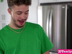 Blondine, Blasen, Hundestellung, Hardcore, Zierlich, Schwestern, Taboo, Jungendliche (18+)