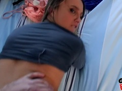 Спальня, Минет, Брюнетки, Парочка, Собачьи, Натуральные сиськи, Киски, Сиськи