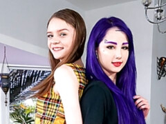 Stellung 69, Grosser arsch, Blasen, Frau frau mann, Handjob, Tätowierung, Jungendliche (18+), Flotter dreier