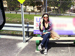 Большой член, Брюнетки, Автобус, На публике, Молоденькие