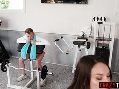 Nana, Sucer une bite, Gorge profonde, Hard, Chatte, Rugueux, Tabou, Nénés