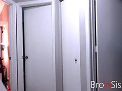 Pijpbeurt, Broeder, Hd, Masker, Zusters, Taboe, Tiener, Toilet