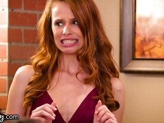 Rostro sentado, Penetracion con dedos, Hd, Tetas naturales, Orgía, Fiesta, Coño, Pelirrojo