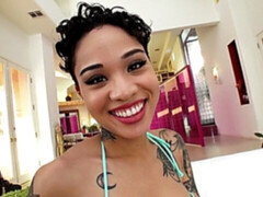 Amateur, Morena, Ébano, Cabello corto, Solo, Adolescente, Tetas, Juguetes