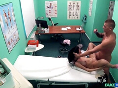 Chica, Mamada, Tetona, Garganta profunda, Médico, Sexo duro, Oficina, Tetas