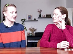 Blondine, Kitzler, Dildo, Deutsch, Hd, Lesbisch, Nippel, Rasiert