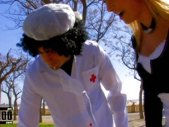 Leie, Grosser schwanz, Grosse titten, Blasen, Vollbusig, Aufs gesicht abspritzen, Spassig, Titten