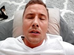 Grote mammen, Pijpbeurt, Rondborstig, Stel, Diep in de keel, Ondergoed, Orgie, Tieten likken