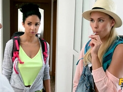 Kont, Pijpbeurt, Kokhalzen, Hakken, Lesbisch, Masturbatie, Naakt, Tieten likken