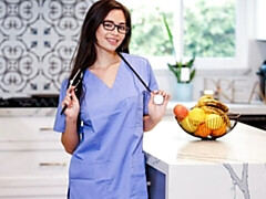 Grosser arsch, Grosser schwanz, Grosse titten, Blasen, Hundestellung, Pov, Dürr, Jungendliche (18+)