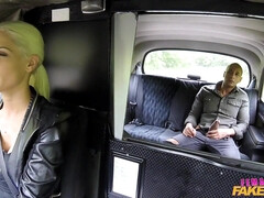 Grosser schwanz, Blasen, Auto, Besamung, Hundestellung, Im freien, Muschi, Eng