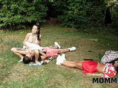 Grote mammen, Rondborstig, Sperma shot, Hardcore, Moeder die ik wil neuken, Tieten likken