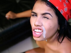 Kont, Grote kont, Pijpbeurt, Hondjeshouding, Handbeurt, Masturbatie, Moeder die ik wil neuken, Tieten likken