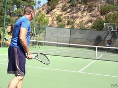 Grosse titten, Blasen, Kehlenfick, Hardcore, Muschi