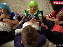 Nana, Gros cul, Brunette brune, Plantureuse, Collège université, Éjaculer dans la bouche, Gorge profonde, Nénés