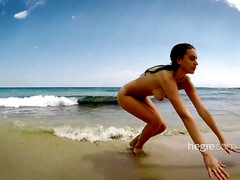 Chica, Playa, Tetas grandes, Morena, Tetas naturales, Al aire libre, Adolescente, Tetas