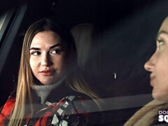 Leie, Arsch, Grosser schwanz, Hundestellung, Massage, Rasiert, Tätowierung, Titten