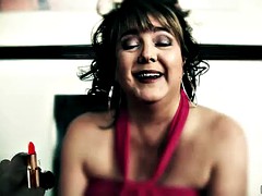 Grote lul, Zwart, Blond, Sperma shot, Hardcore, Moeder die ik wil neuken, Geschoren, Tatoeage