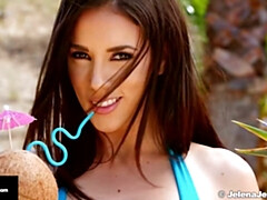 Tetas grandes, Bikini, Morena, Peludo, Natural, Tetas naturales, Al aire libre, Coño