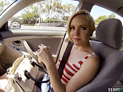 Arsch, Blondine, Blasen, Hundestellung, Im freien, Pov, Kurzes haar, Dürr