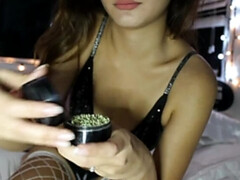 Enthousiasteling, Aziatisch, Vrouw, Fetisj, Hd, Roken, Alleen, Strippen