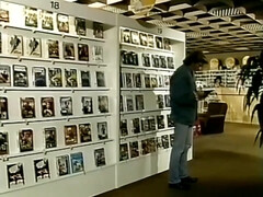 Gros seins, Brunette brune, Tir de sperme, Hard, Mère que j'aimerais baiser, Actrice du porno, Plan cul à trois, Rétro ancien