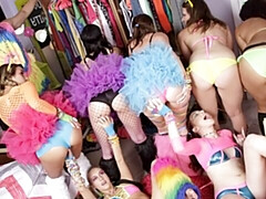 Жопа, Пальцем, Поцелуи, Лизание, Бритые, Тощие, Стриптизерша, Сиськи