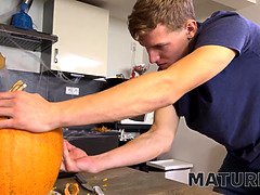 Gros seins, Femme couguar, Tchèque, Européenne, Hd, Mature, Seins naturels, Belle mère