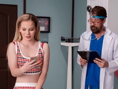 Sucer une bite, Attrapée, Branlette thaïlandaise, Masturbation, Maigrichonne, Dénudage, Adolescente, Nénés