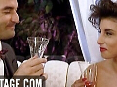 Большие сиськи, Минет, Брюнетки, Грудастые, Француженки, Волосатые, Мамочка, Ретро