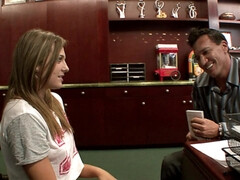 Baby sitter, Sucer une bite, Queue, Faciale, Branlette thaïlandaise, Argent, Orgasme, Adolescente