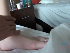 Amateur, Sucer une bite, Brunette brune, Éjaculer dans la bouche, Petite amie, Branlette thaïlandaise, Dormant, Jouets