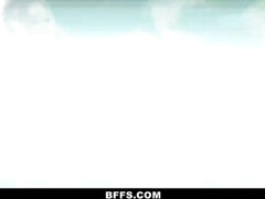 Grosser schwanz, Grosse titten, Blasen, Vollbusig, Gruppe, Orgie, Pov, Titten