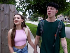 18 años, Chica, Morena, Universidad, Estilo perrito, Pajear, Hd, Pov