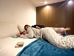 In den arsch, Arsch, Fingern, Freundin, Hd, Latina, Lesbisch, Orgasmus