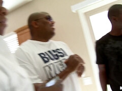 Grosser schwanz, Grosse titten, Schwarz, Blasen, Hardcore, Interrassisch, Party, Muschi