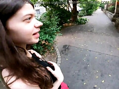 Amateur, Gros cul, Poupée, Nourriture, Branlette thaïlandaise, De plein air, Public, Adolescente