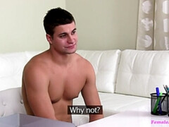 Amateur, Sucer une bite, En levrette, Femelle, Branlette thaïlandaise, Léchez, Bureau, Pov