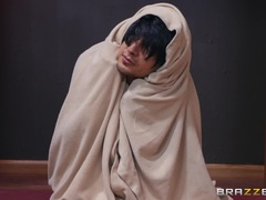 Braunhaarige, Schwanz, Absätze, Leder, Natürlichen titten, Pornostars, Realität, Tanga