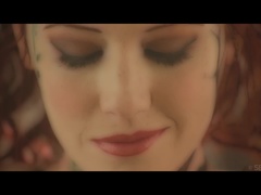 Brunette brune, Pieds, Doigter, Français, Embrassement, Mamelons, Nue, Chatte