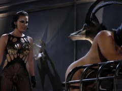 Bondage domination sadisme masochisme, Sucer une bite, Brunette brune, Femme dominatrice, Hd, Jouets