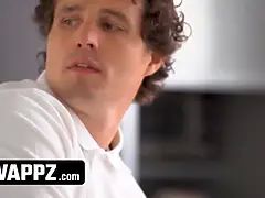 Enthousiasteling, Grote kont, Pijpbeurt, Handbeurt, Hd, Moeder die ik wil neuken, Naakt, Orgie