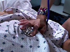 Grote mammen, Bruinharig, Tiener, Tieten likken