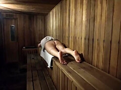 Penetracion con dedos, Despelote, Peludo, Pajearse, Madres para coger, Desnudo, Al aire libre, Chupando